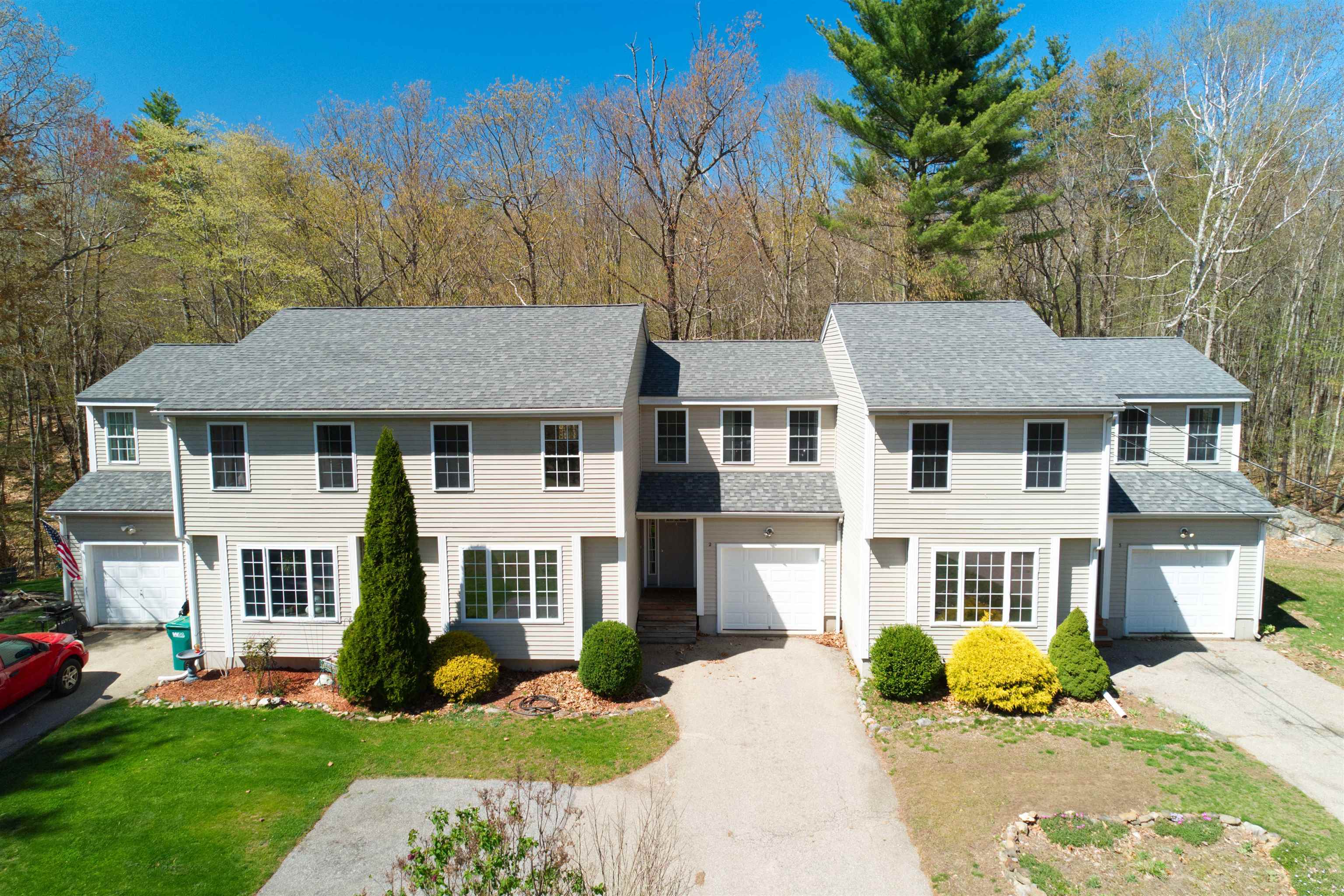 Fremont, New Hampshire 03044, United States, 9 Bedrooms Bedrooms, ,6 BathroomsBathrooms,Residential,Pending,128203