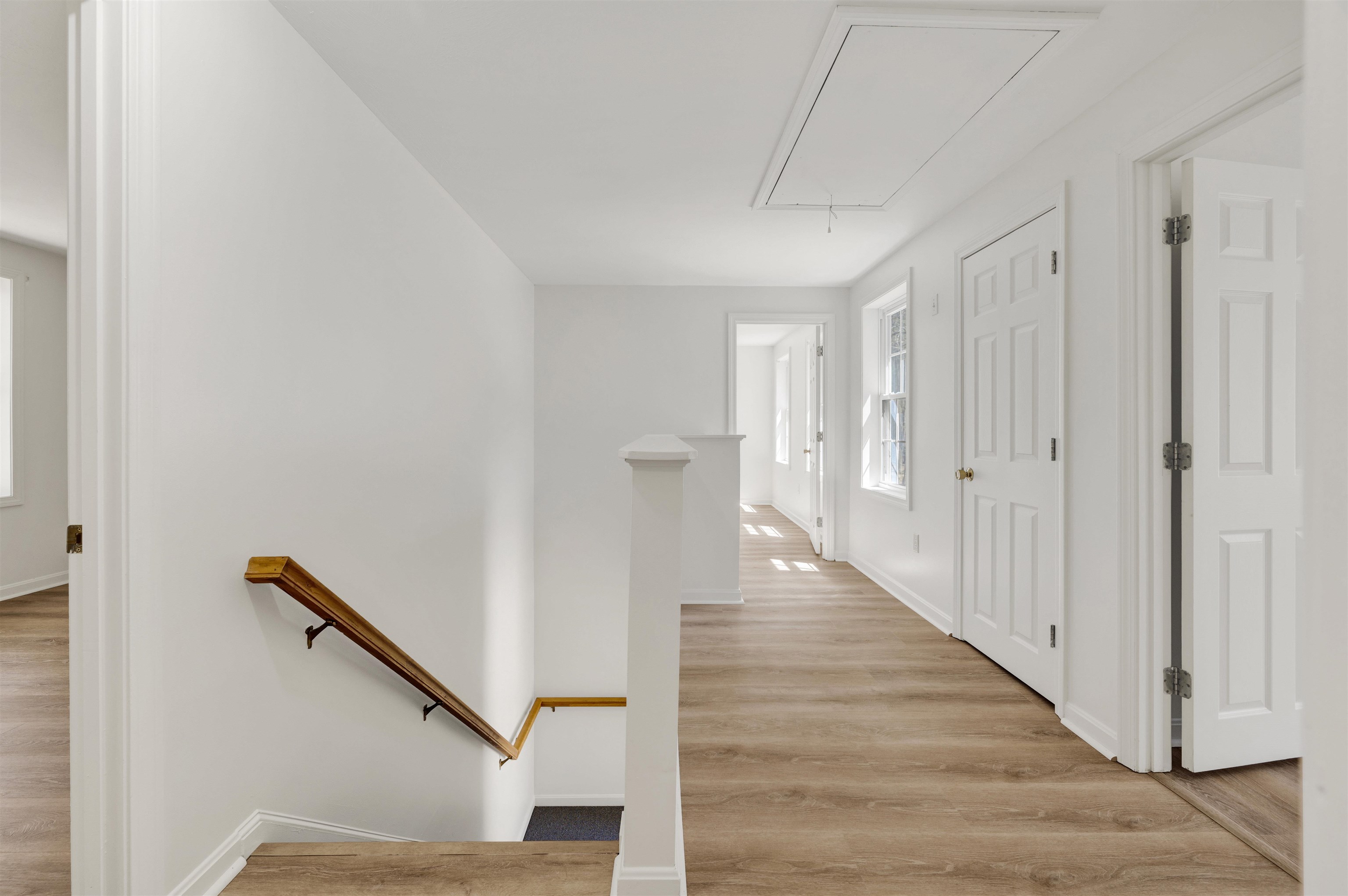 Fremont, New Hampshire 03044, United States, 9 Bedrooms Bedrooms, ,6 BathroomsBathrooms,Residential,Pending,128203