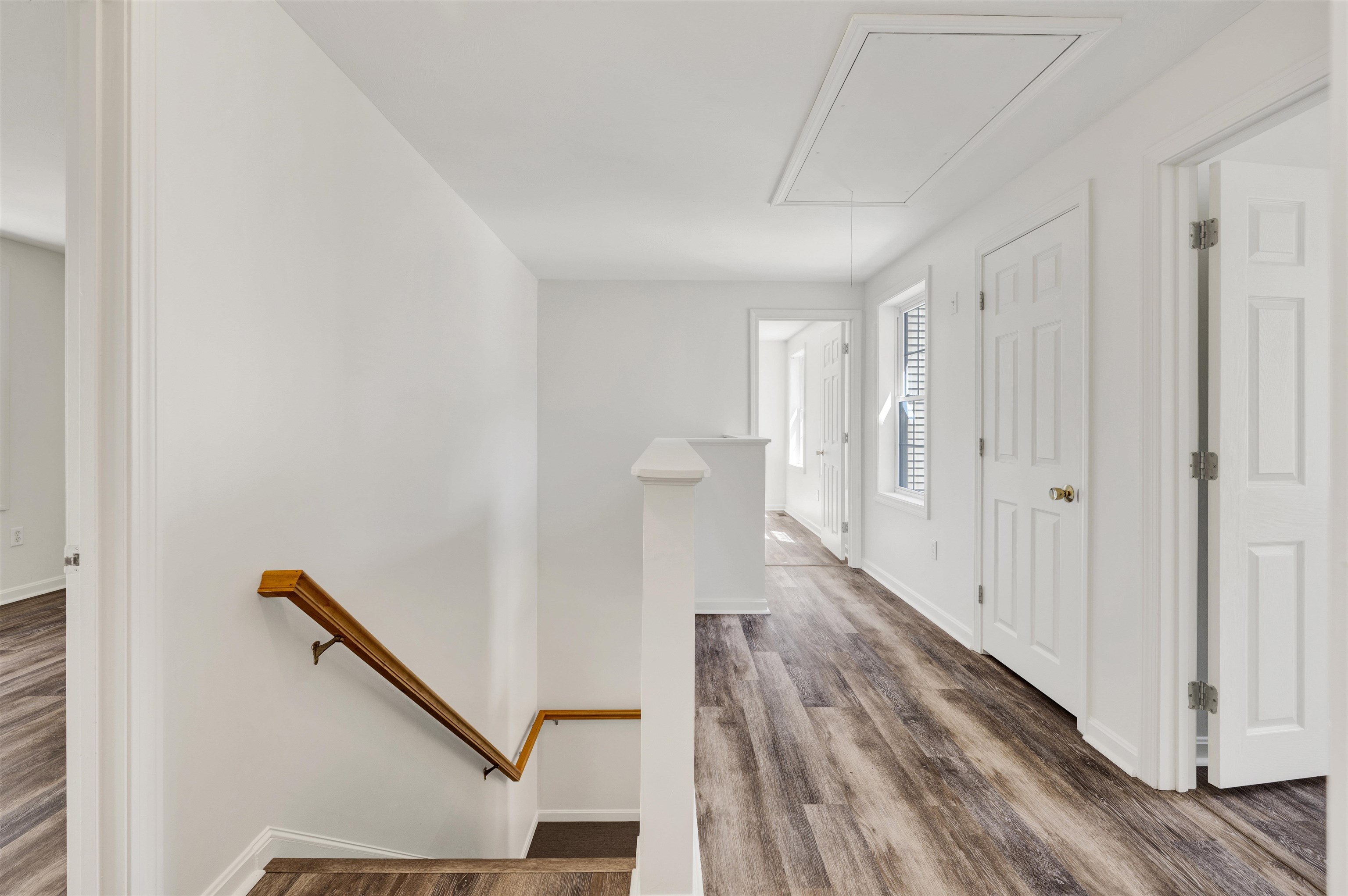 Fremont, New Hampshire 03044, United States, 9 Bedrooms Bedrooms, ,6 BathroomsBathrooms,Residential,Pending,128203