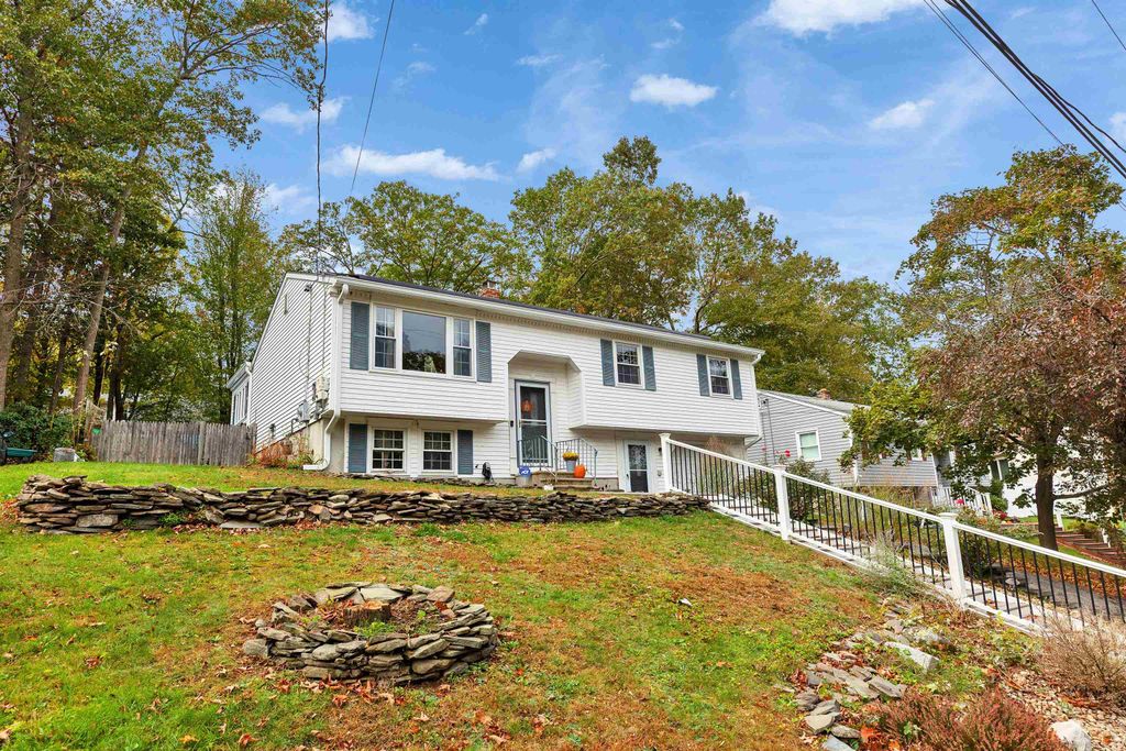 Photo of 52 Jonathan Lane, Manchester, NH 03104 (MLS # 5066771)