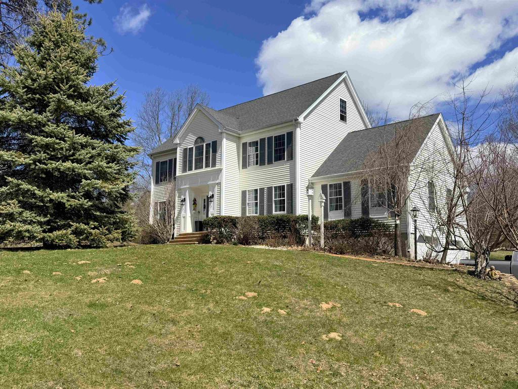 Photo of 3 Cole Circle, Madbury, NH 03823 (MLS # 5083181)