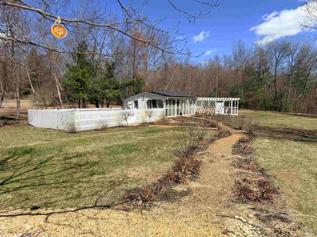 Photo of 3 Cole Circle, Madbury, NH 03823 (MLS # 5083181)