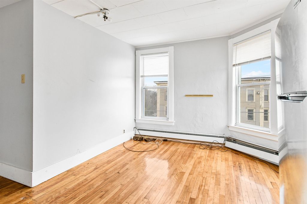 Photo of 4 Elm Street #303, Lancaster, NH 03584 (MLS # 5080402)