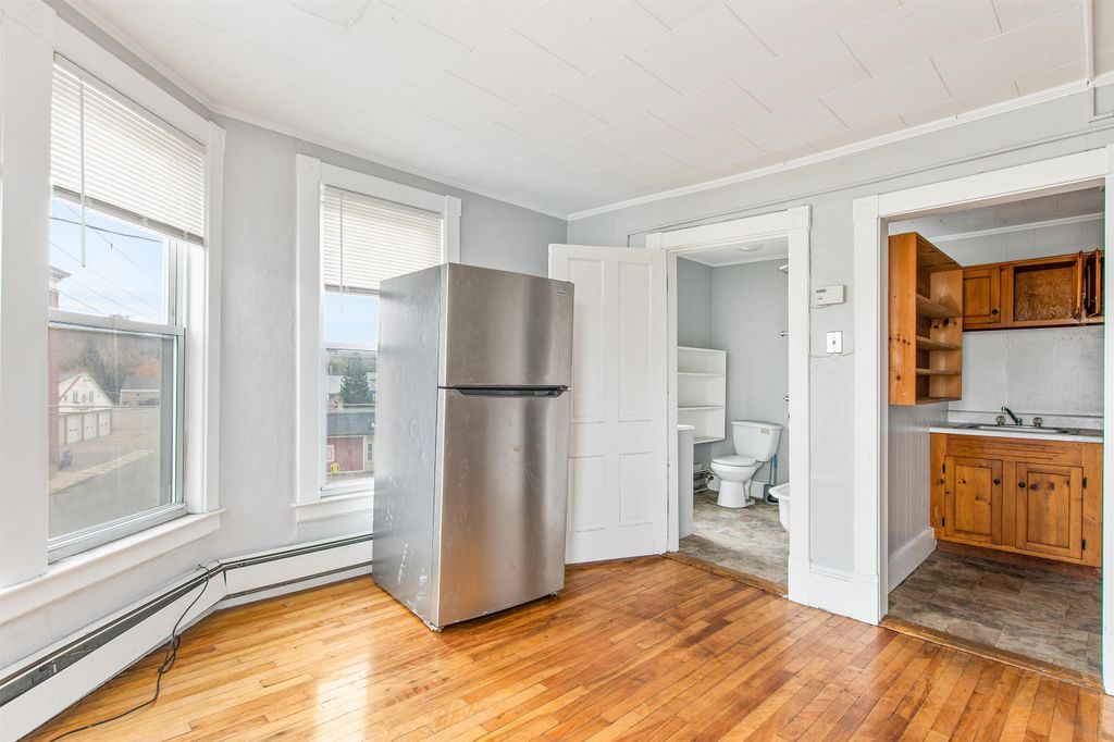 Photo of 4 Elm Street #303, Lancaster, NH 03584 (MLS # 5080402)