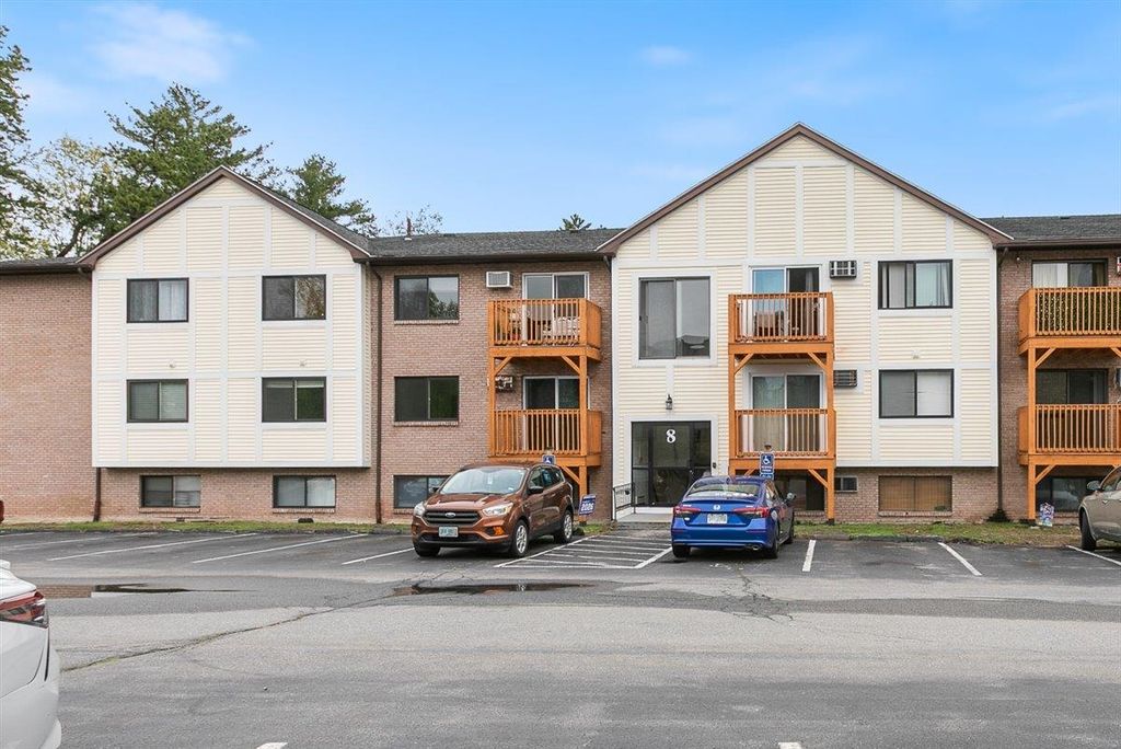 Photo of 8 Lancelot Court #27, Salem, NH 03079 (MLS # 5089248)