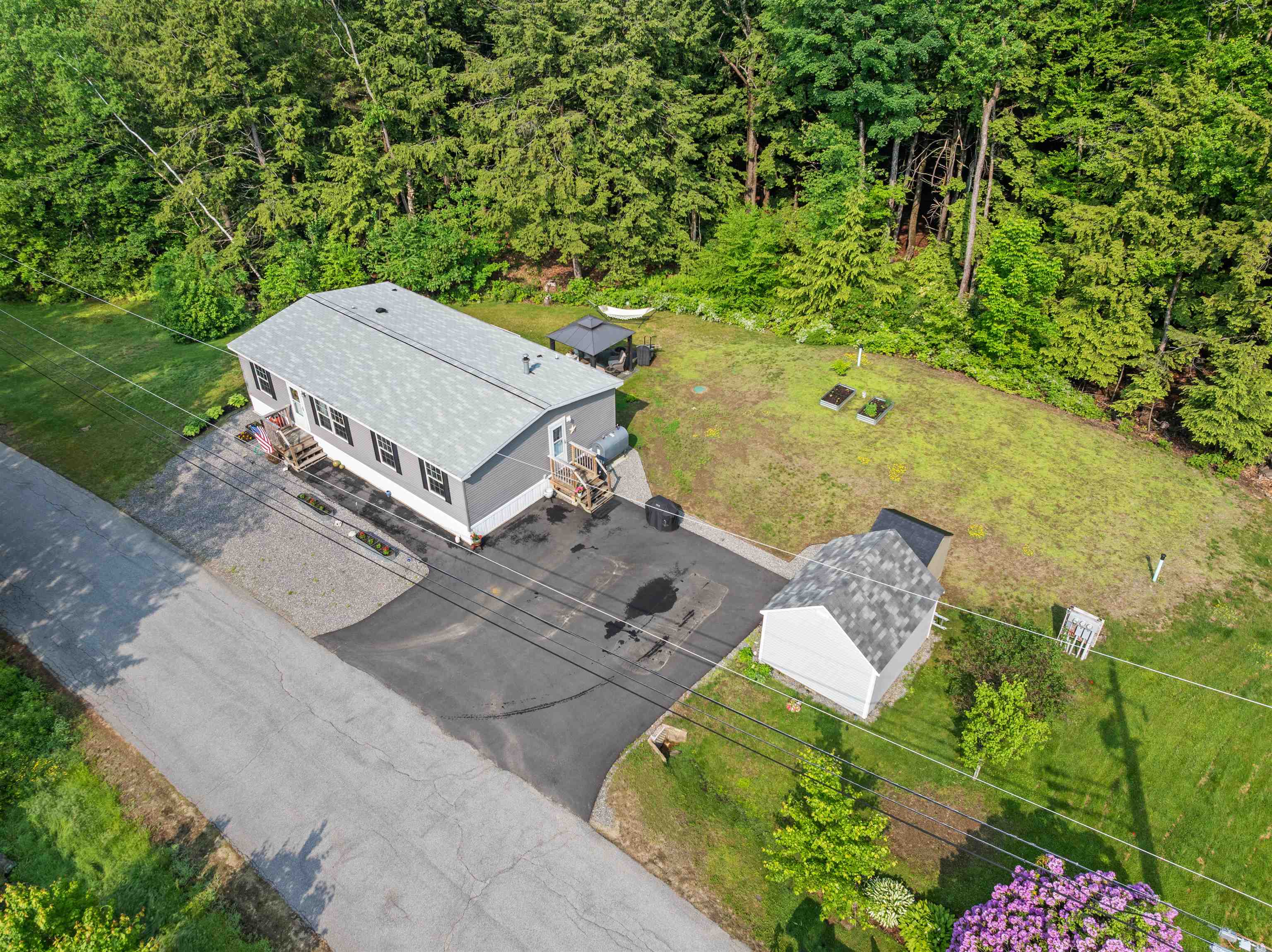 85 Lakewood Drive