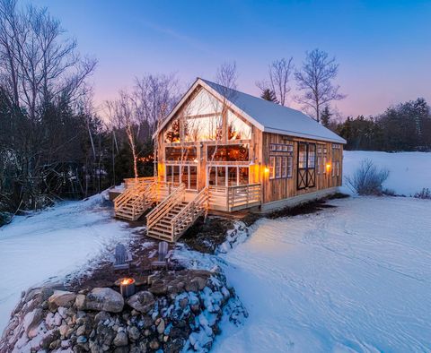 580 Cross Road Londonderry VT 05155