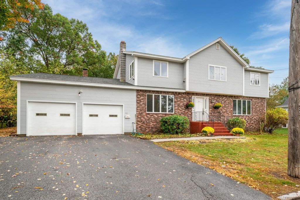 Photo of 361 Laydon Street, Manchester, NH 03109 (MLS # 5065091)