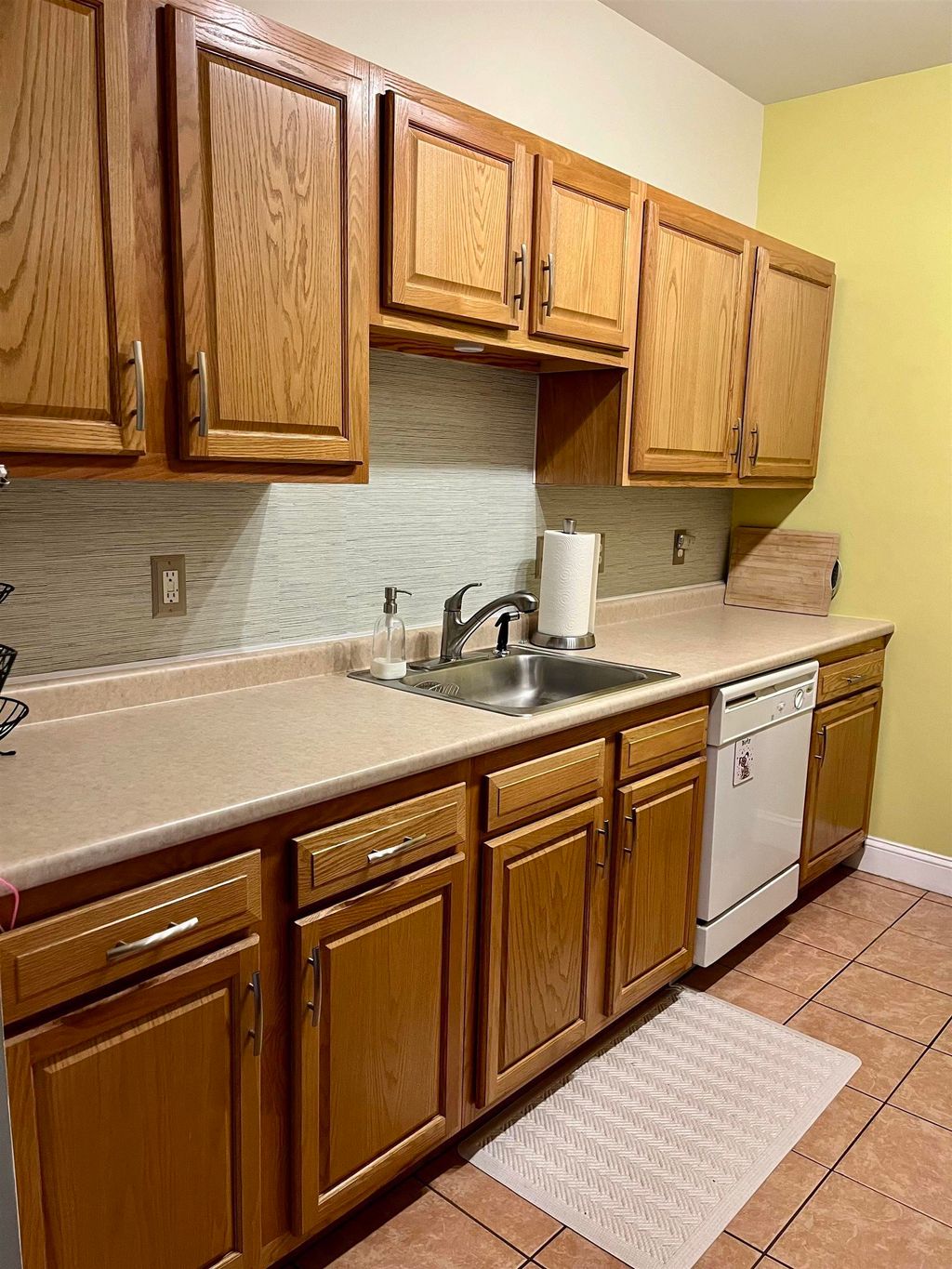 Photo of 18 Harbor Avenue #304, Nashua, NH 03060 (MLS # 5087058)