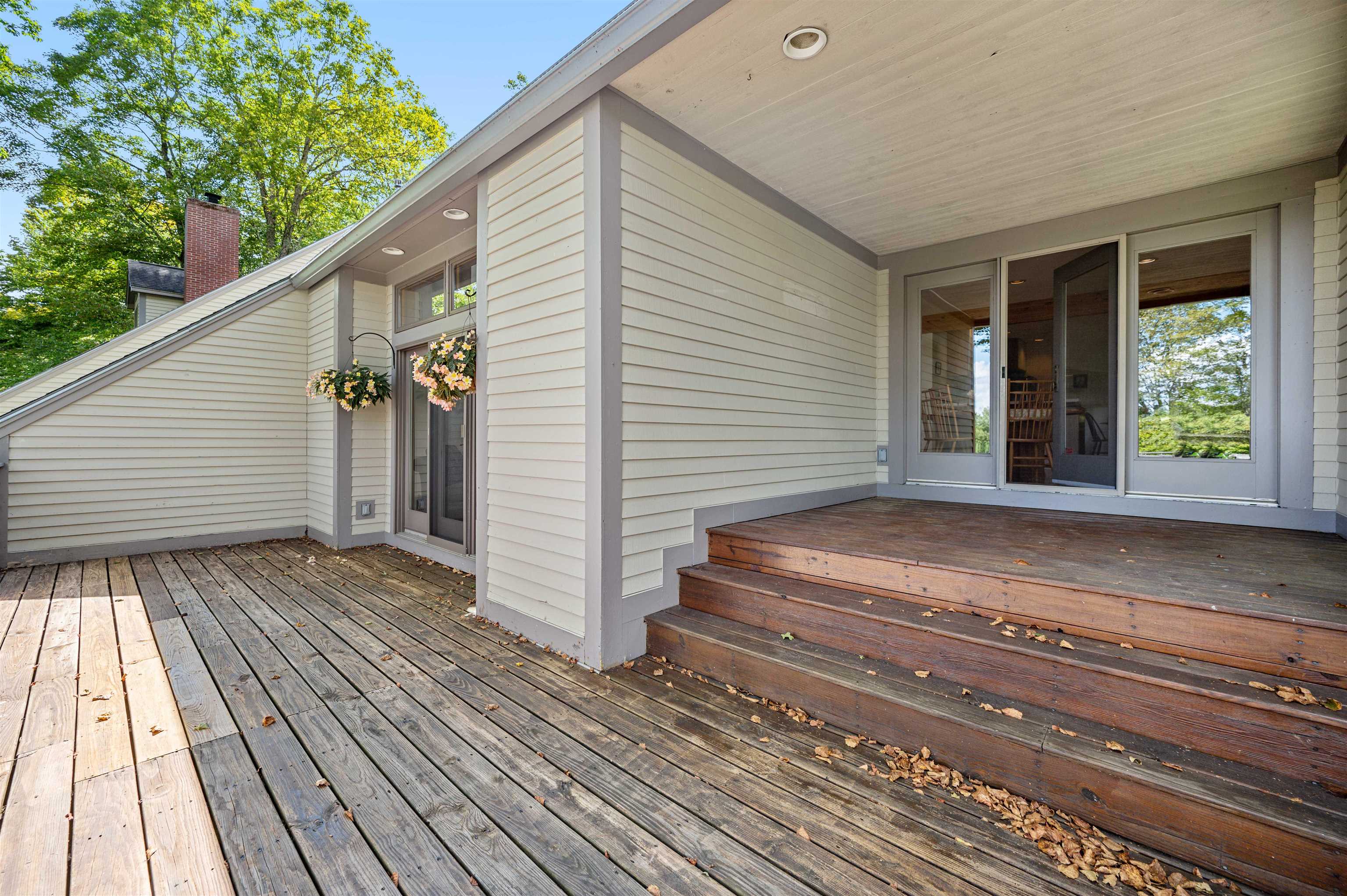 Stowe, Vermont 05672, United States, 3 Bedrooms Bedrooms, ,4 BathroomsBathrooms,Residential,Active,205384