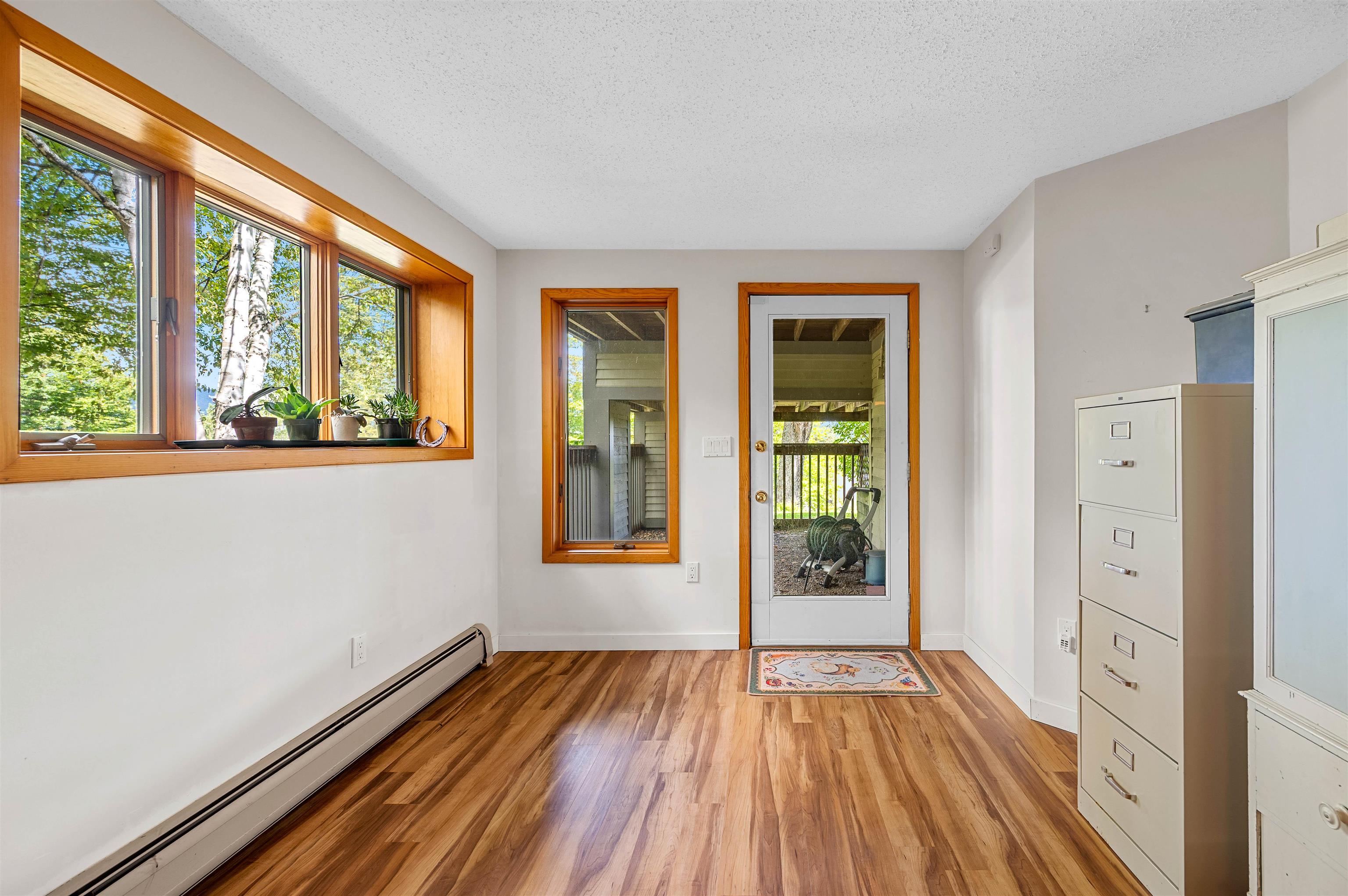 Stowe, Vermont 05672, United States, 3 Bedrooms Bedrooms, ,4 BathroomsBathrooms,Residential,Active,205384