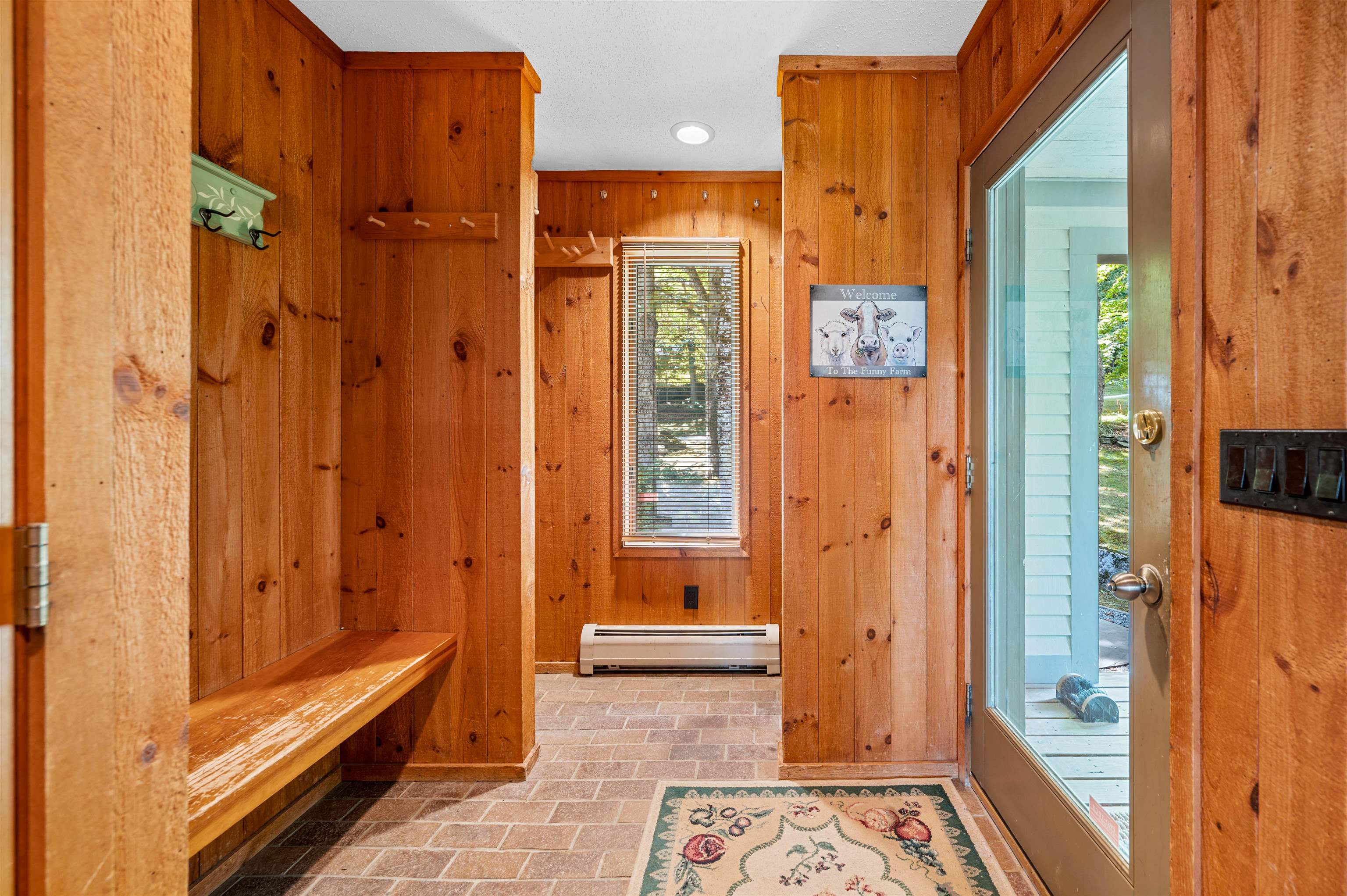 Stowe, Vermont 05672, United States, 3 Bedrooms Bedrooms, ,4 BathroomsBathrooms,Residential,Active,205384