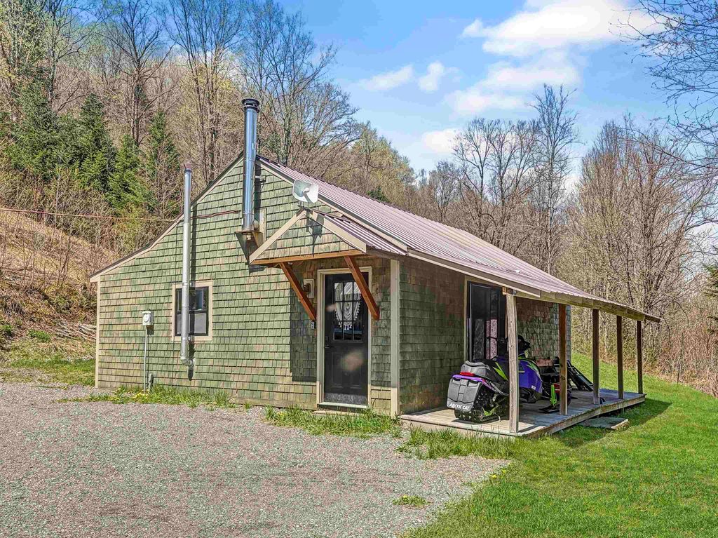 Photo of 36 Moss Drive, Stewartstown, NH 03576 (MLS # 5089835)
