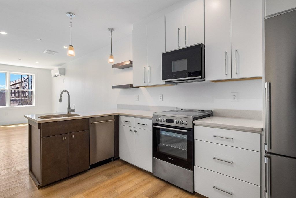 Photo of 238 Deer Street #205, Portsmouth, NH 03801 (MLS # 5085604)