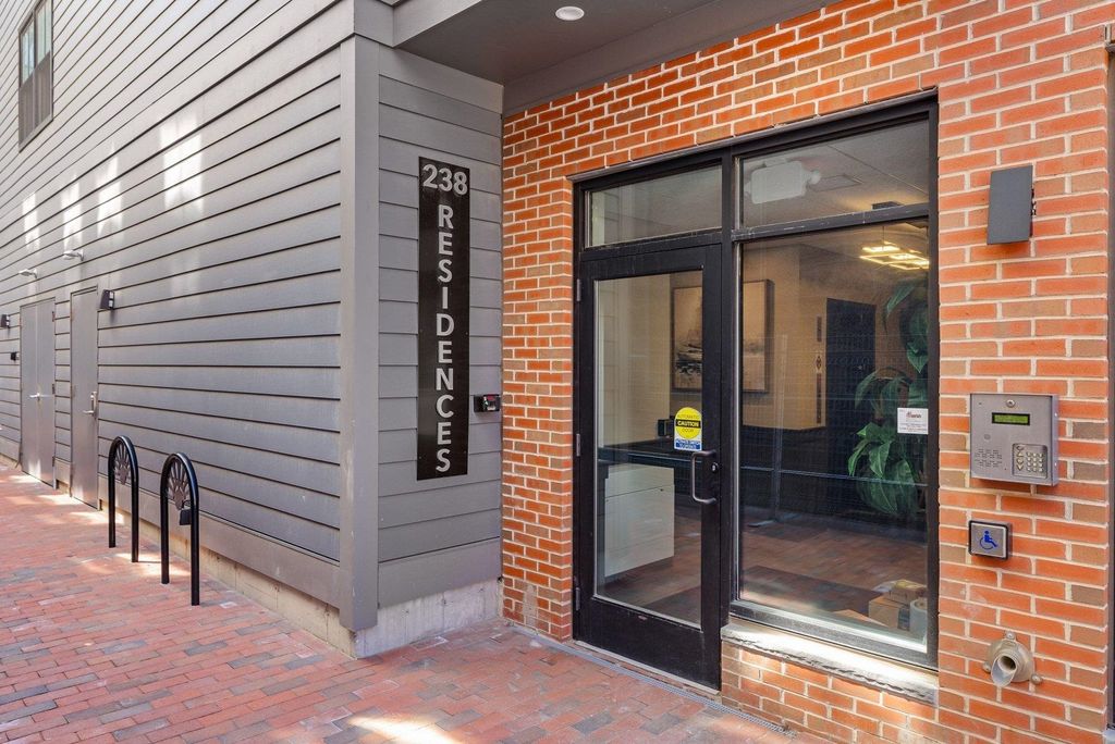 Photo of 238 Deer Street #205, Portsmouth, NH 03801 (MLS # 5085604)