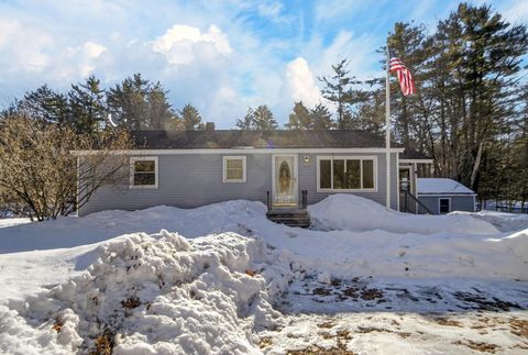 Photo of 219 Rattlesnake Hill Road, Auburn, NH 03032 (MLS # 5077944)