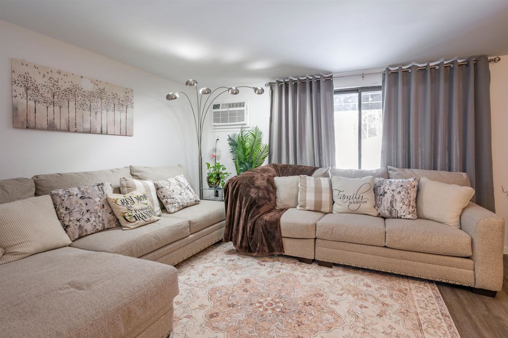 Photo of 23 Spring Cove Road #23, Nashua, NH 03062 (MLS # 5077022)