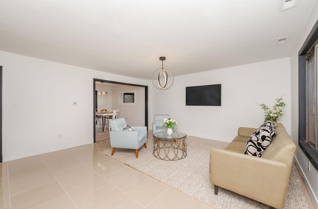 Photo of 145 Canterbury Lane, Londonderry, NH 03053 (MLS # 5073979)