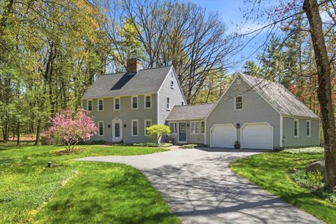 Photo of 3 Indian Trail, Exeter, NH 03833 (MLS # 5088449)
