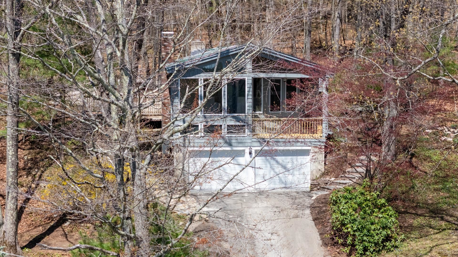 6 High Hill Road