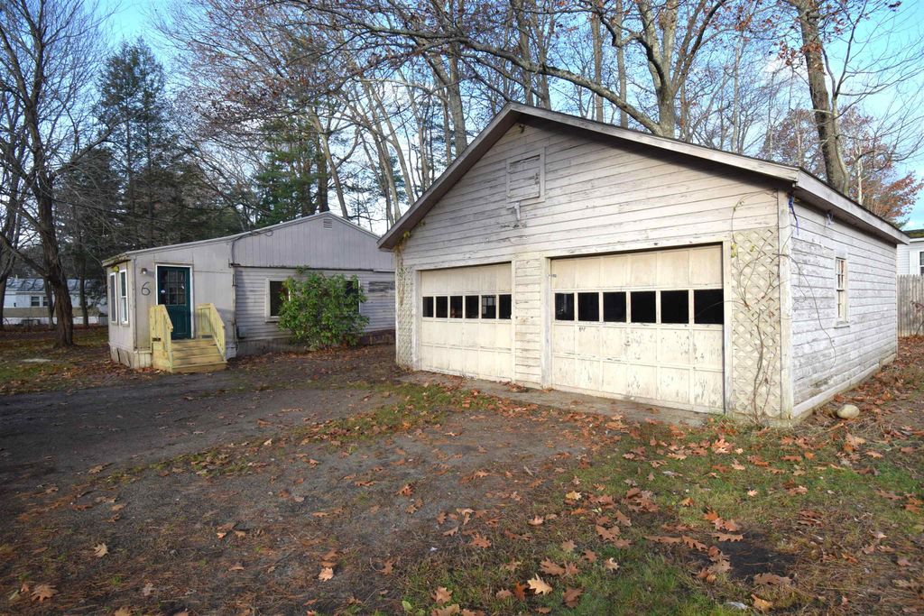 Photo of 6 Dow Street, Exeter, NH 03833 (MLS # 5070449)