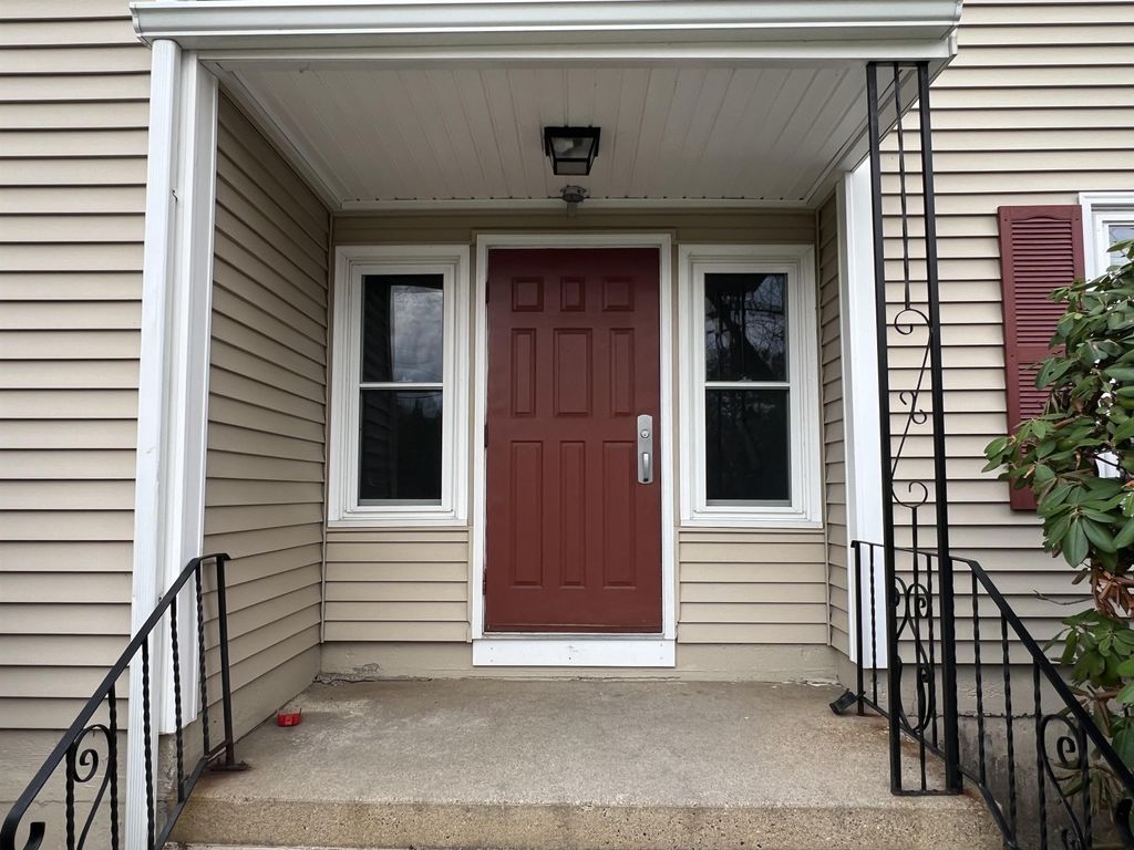 Photo of 690 S Porter Street #28, Manchester, NH 03103 (MLS # 5084527)