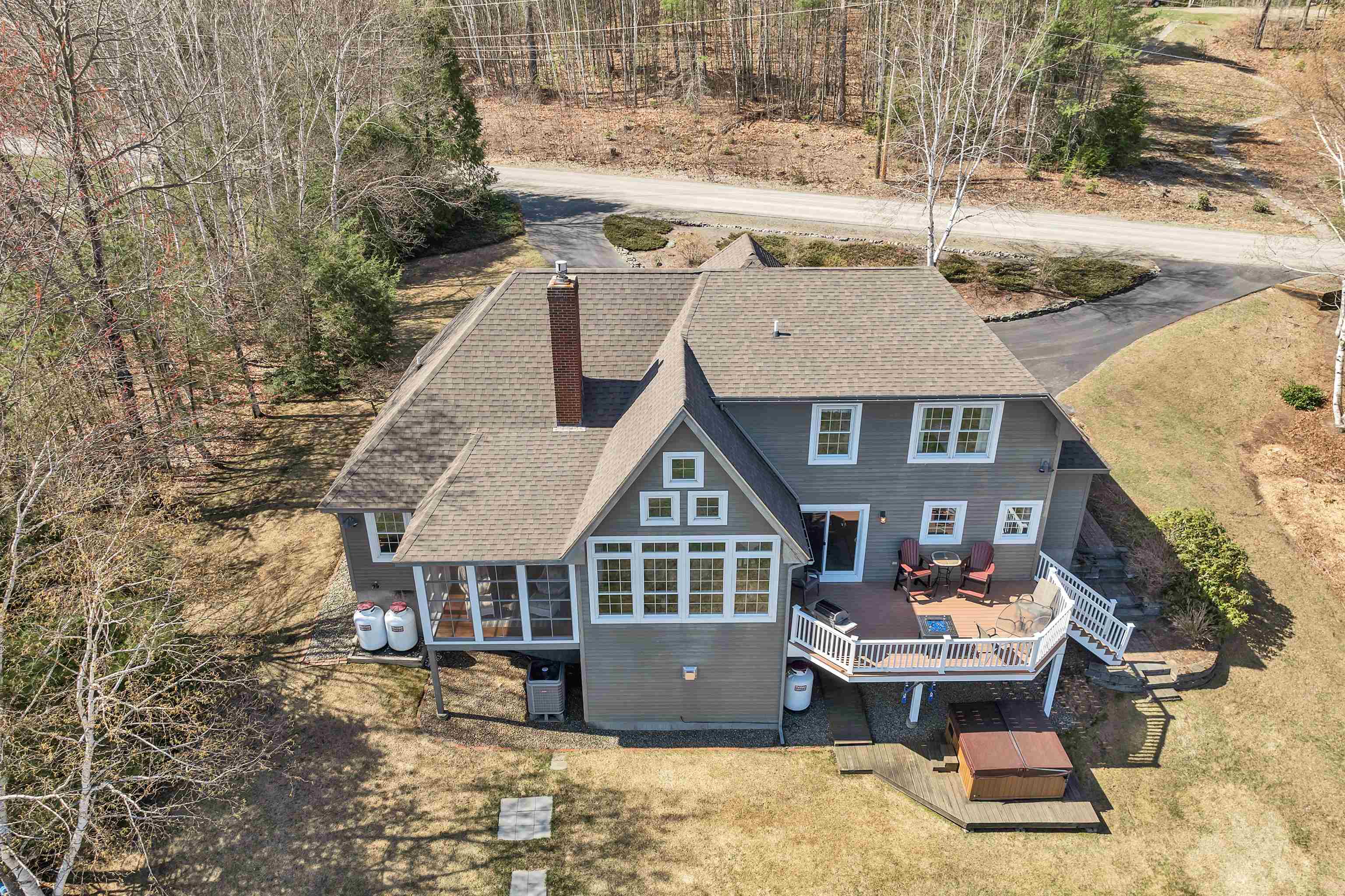 28 Lake View Drive