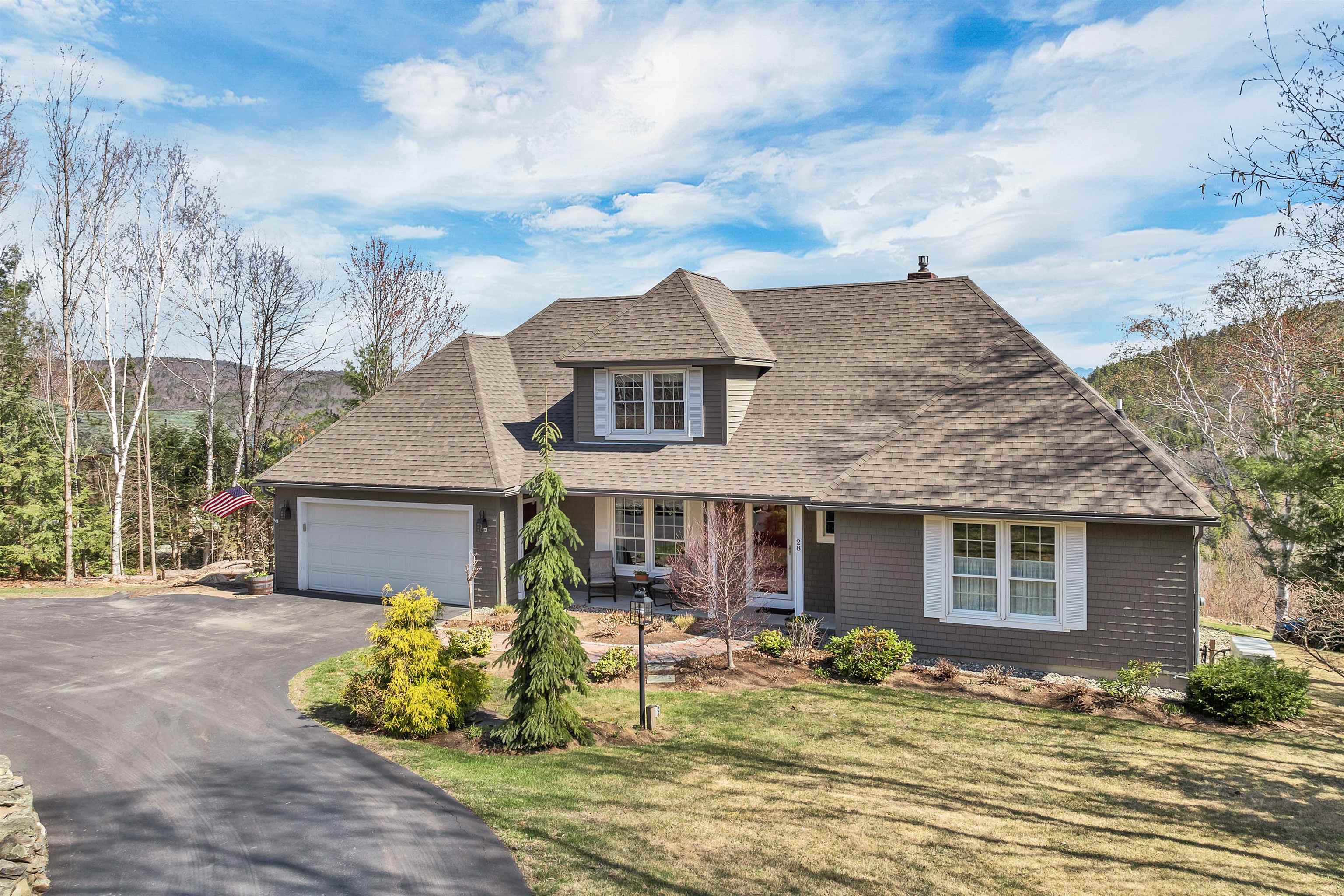 28 Lake View Drive