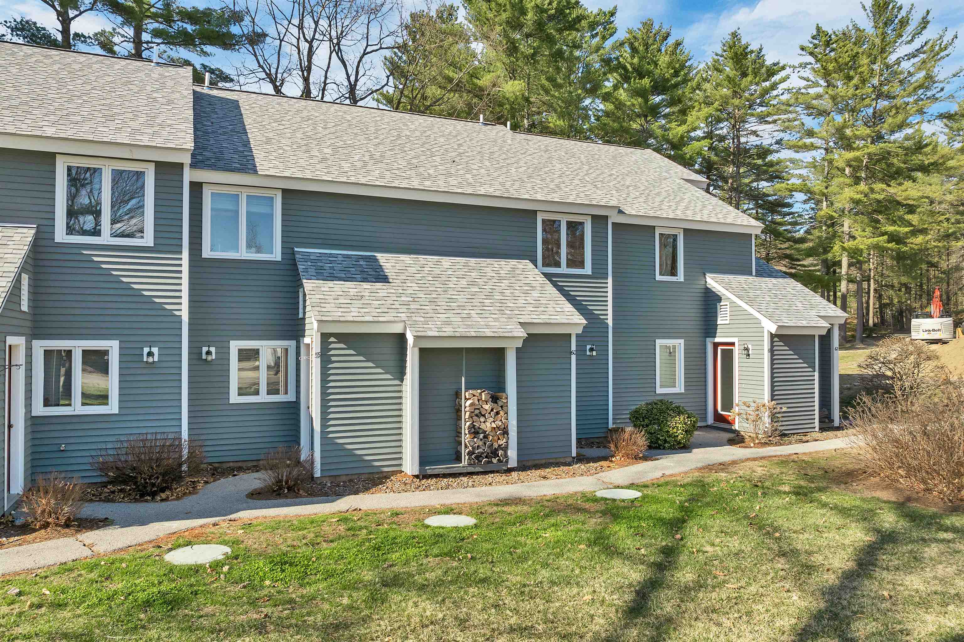 16 Circle Drive 60