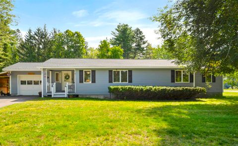 2 Meadow Lane Amherst NH 03031