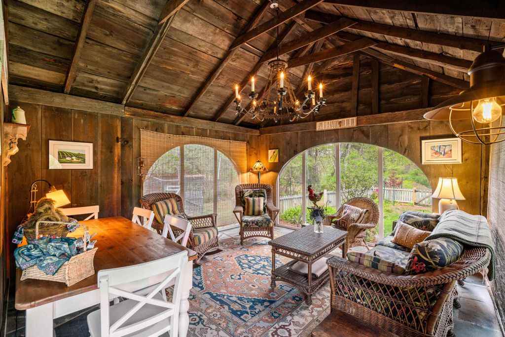 Photo of 29 Averill Road, Brookline, NH 03033 (MLS # 5089549)