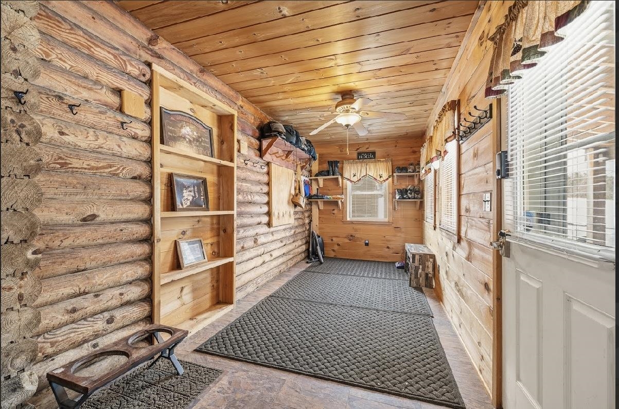 2142 Halls Stream Road