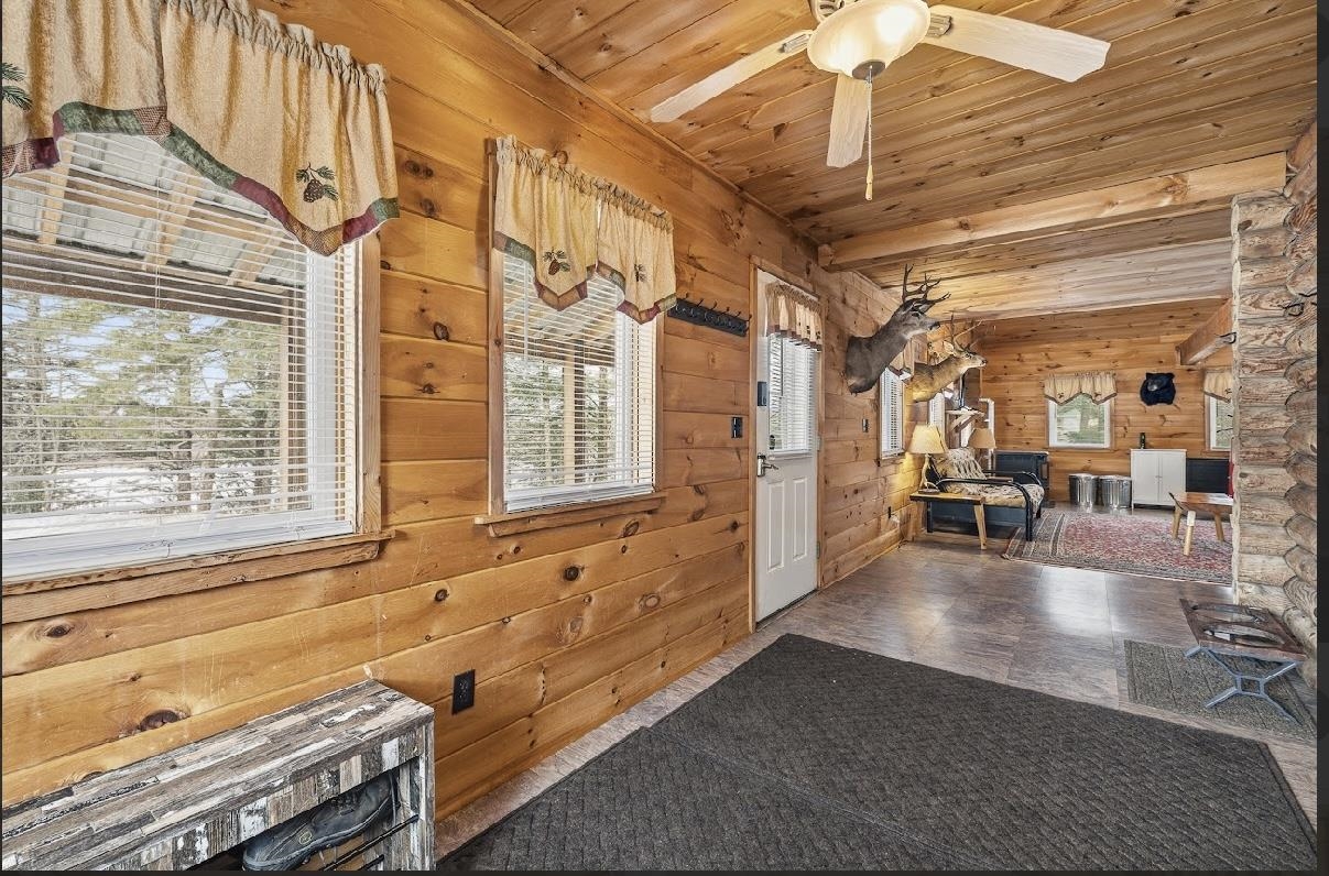 2142 Halls Stream Road