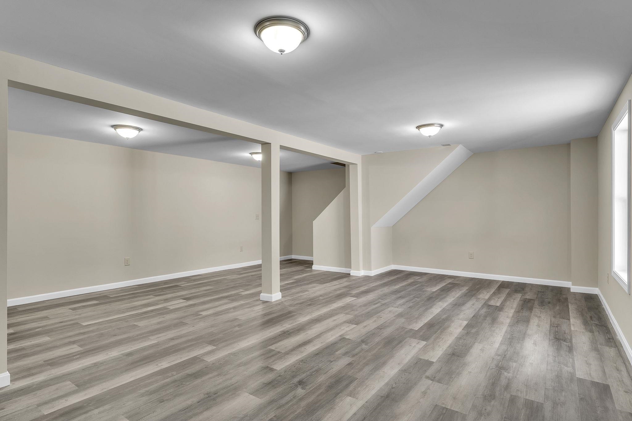 Barre City, Vermont 05641, United States, 3 Bedrooms Bedrooms, ,1 BathroomBathrooms,Residential,Pending,83227