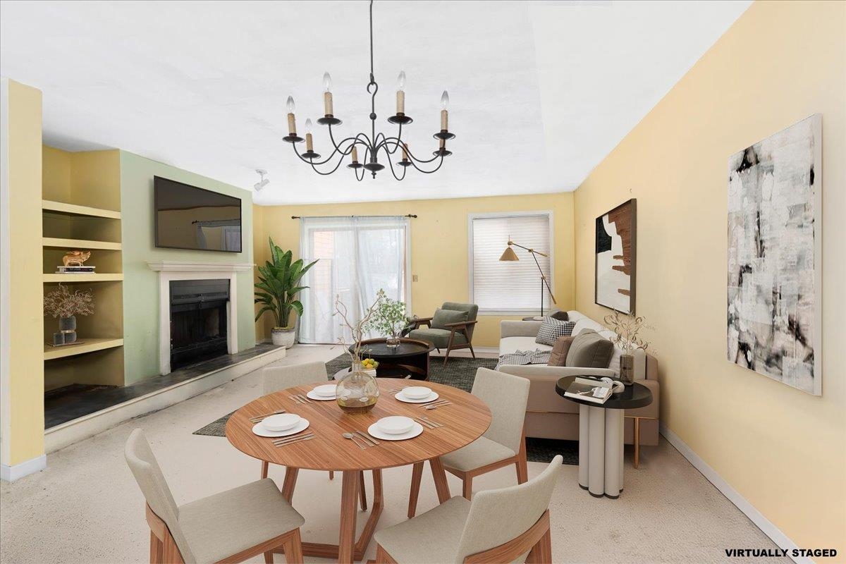 27 Dunvegan Woods Drive