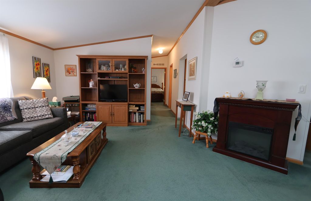 Photo of 422 Friar Tuck Drive, Exeter, NH 03833 (MLS # 5085542)