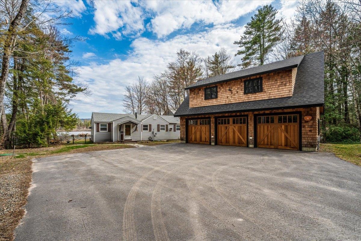 New Hampton, New Hampshire 03256, United States, 3 Bedrooms Bedrooms, ,2 BathroomsBathrooms,Residential,Active,81685