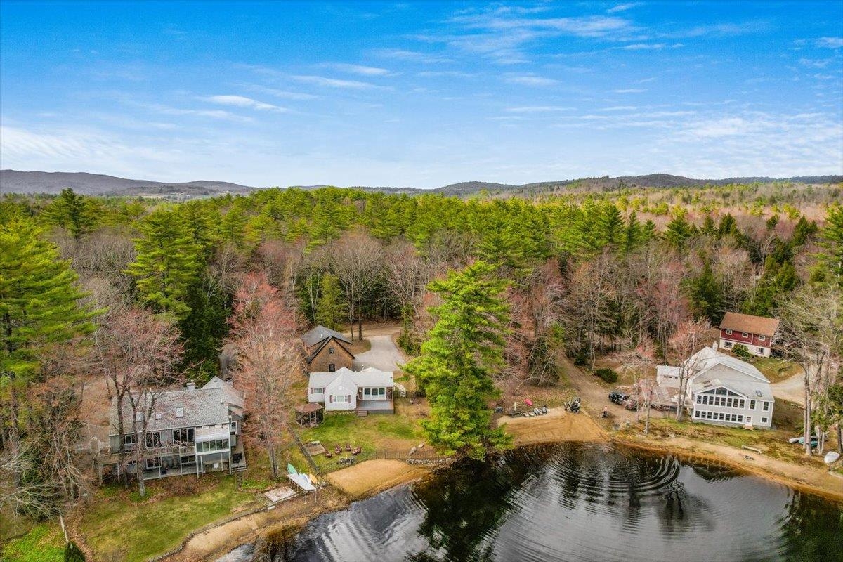 New Hampton, New Hampshire 03256, United States, 3 Bedrooms Bedrooms, ,2 BathroomsBathrooms,Residential,Active,81685