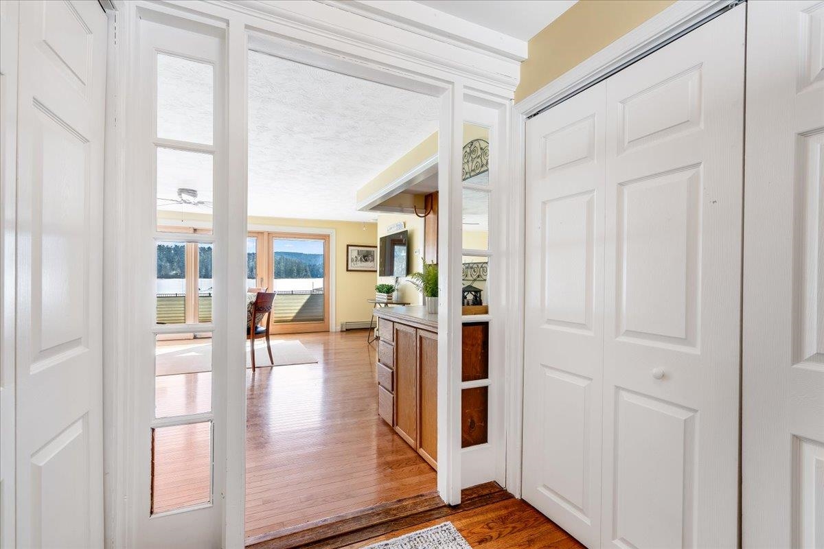 New Hampton, New Hampshire 03256, United States, 3 Bedrooms Bedrooms, ,2 BathroomsBathrooms,Residential,Active,81685