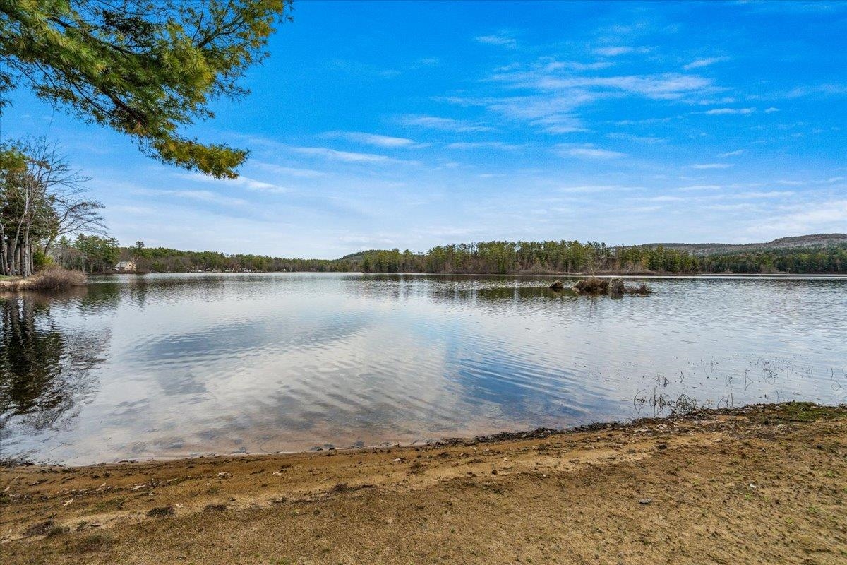 New Hampton, New Hampshire 03256, United States, 3 Bedrooms Bedrooms, ,2 BathroomsBathrooms,Residential,Active,81685