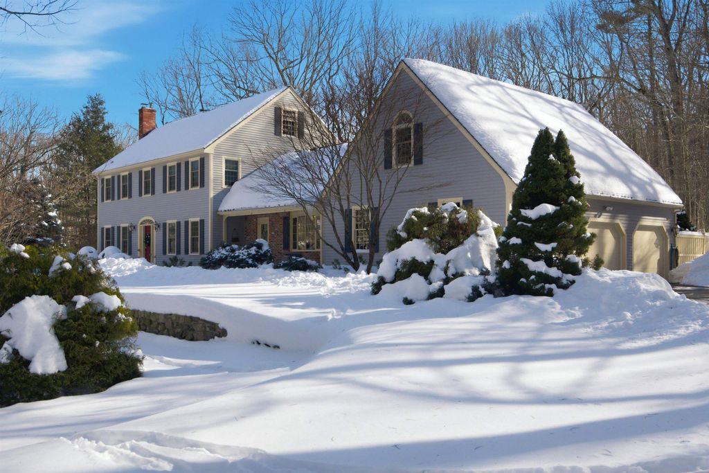 Photo of 7 Wason Lane, Atkinson, NH 03811 (MLS # 5076077)