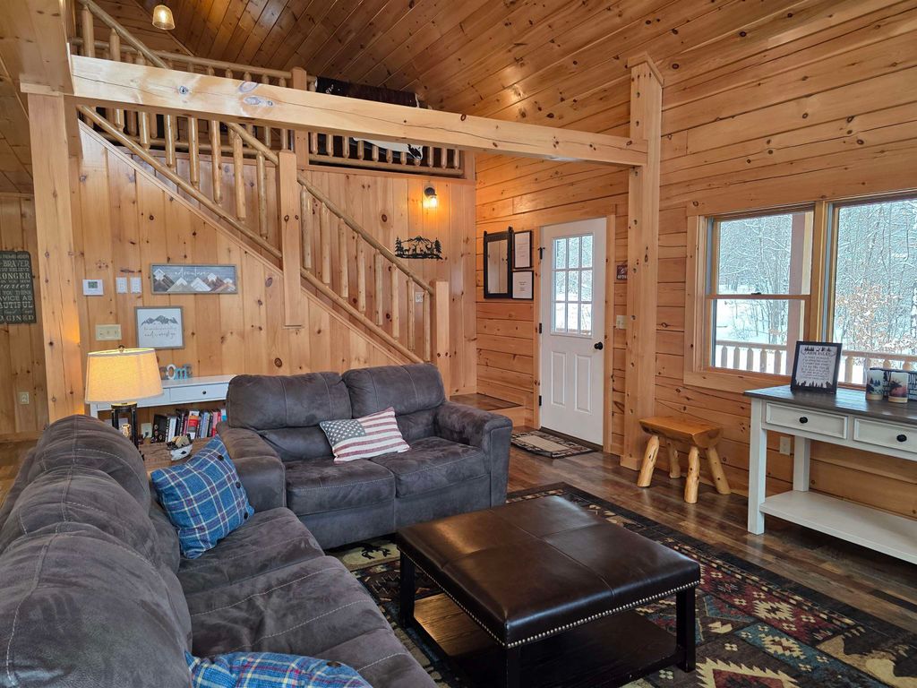 Photo of 147 Fieldstone Drive, Haverhill, NH 03774 (MLS # 5077272)