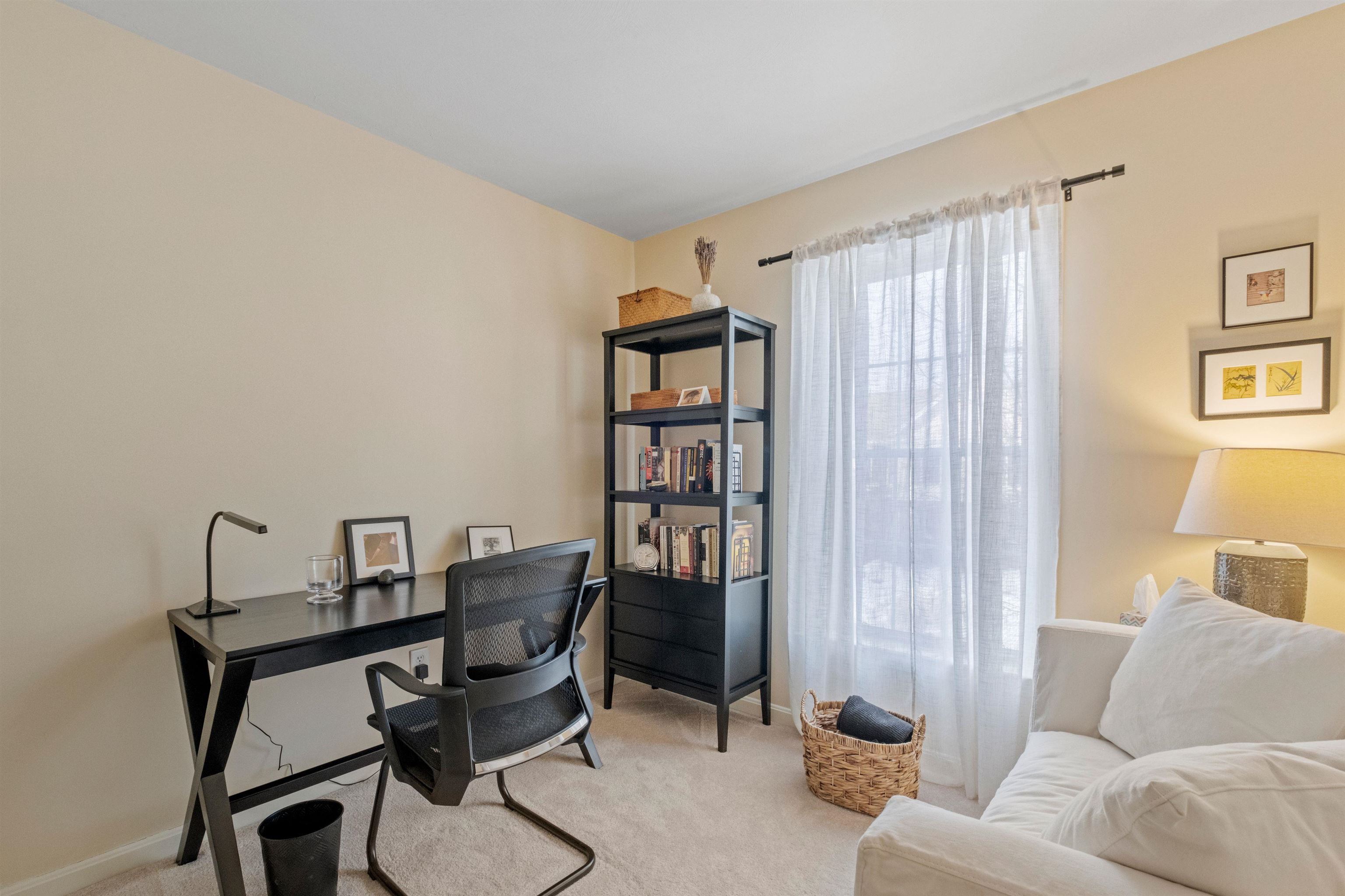 Concord, New Hampshire 03303, United States, 3 Bedrooms Bedrooms, ,2 BathroomsBathrooms,Residential,Pending,78220