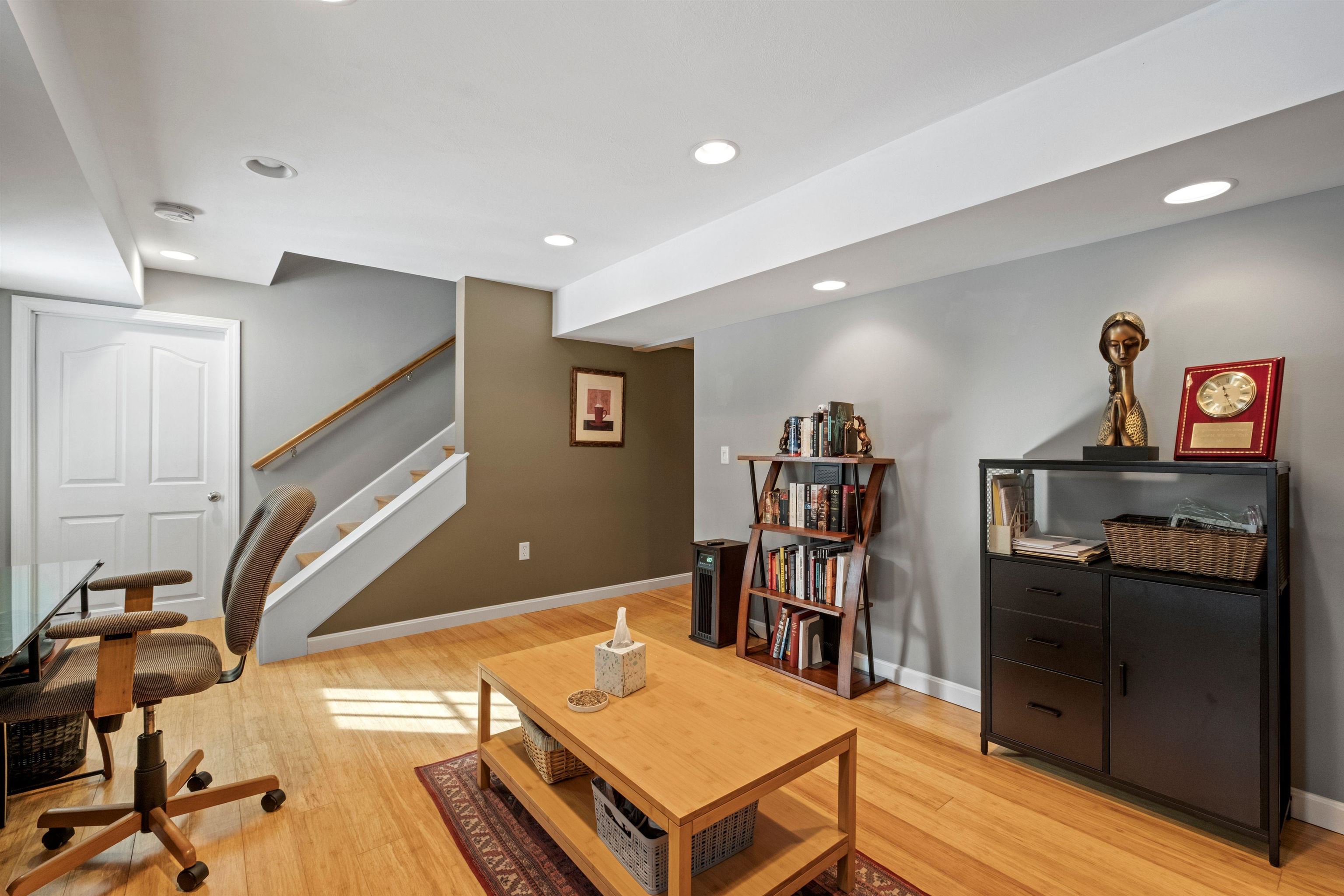 Concord, New Hampshire 03303, United States, 3 Bedrooms Bedrooms, ,2 BathroomsBathrooms,Residential,Pending,78220