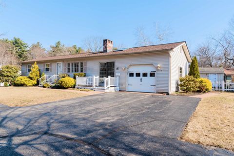 11 Suzanne Drive Portsmouth NH 03801