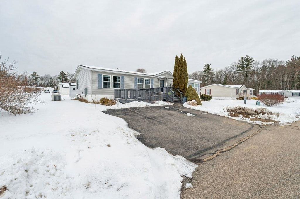 Photo of 6 Revolution Drive, Dover, NH 03820 (MLS # 5071883)