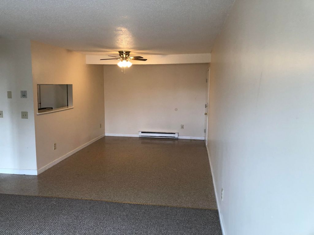 Photo of 234 Lowell Street #6, Manchester, NH 03104 (MLS # 5076239)