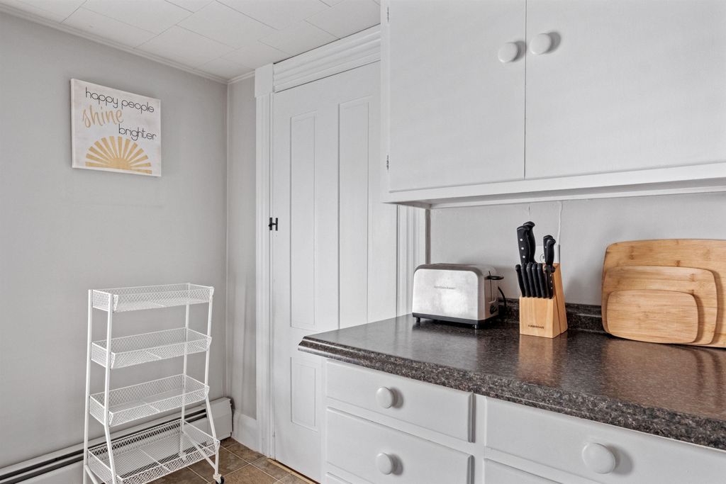 Photo of 21 Portsmouth Avenue, Exeter, NH 03833 (MLS # 5056818)