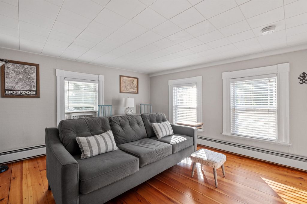 Photo of 21 Portsmouth Avenue, Exeter, NH 03833 (MLS # 5056818)