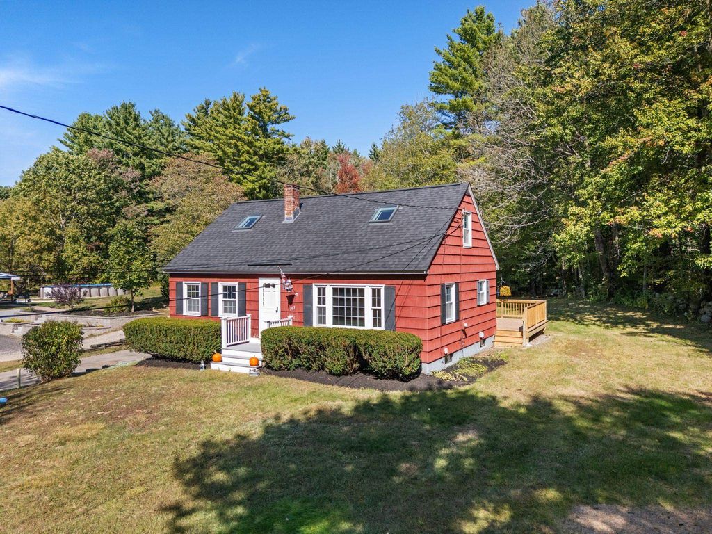 Photo of 267 Main Street, Plaistow, NH 03865 (MLS # 5063187)
